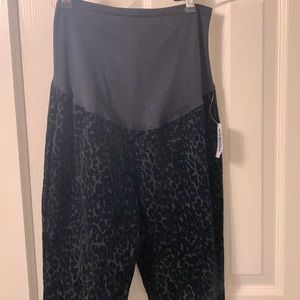 Old Navy maternity pants S